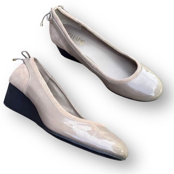 Chaps Irina Brown Tan Patent Leather Suede Wedge Pump Shoes Size 7 B - Picture 1 of 12